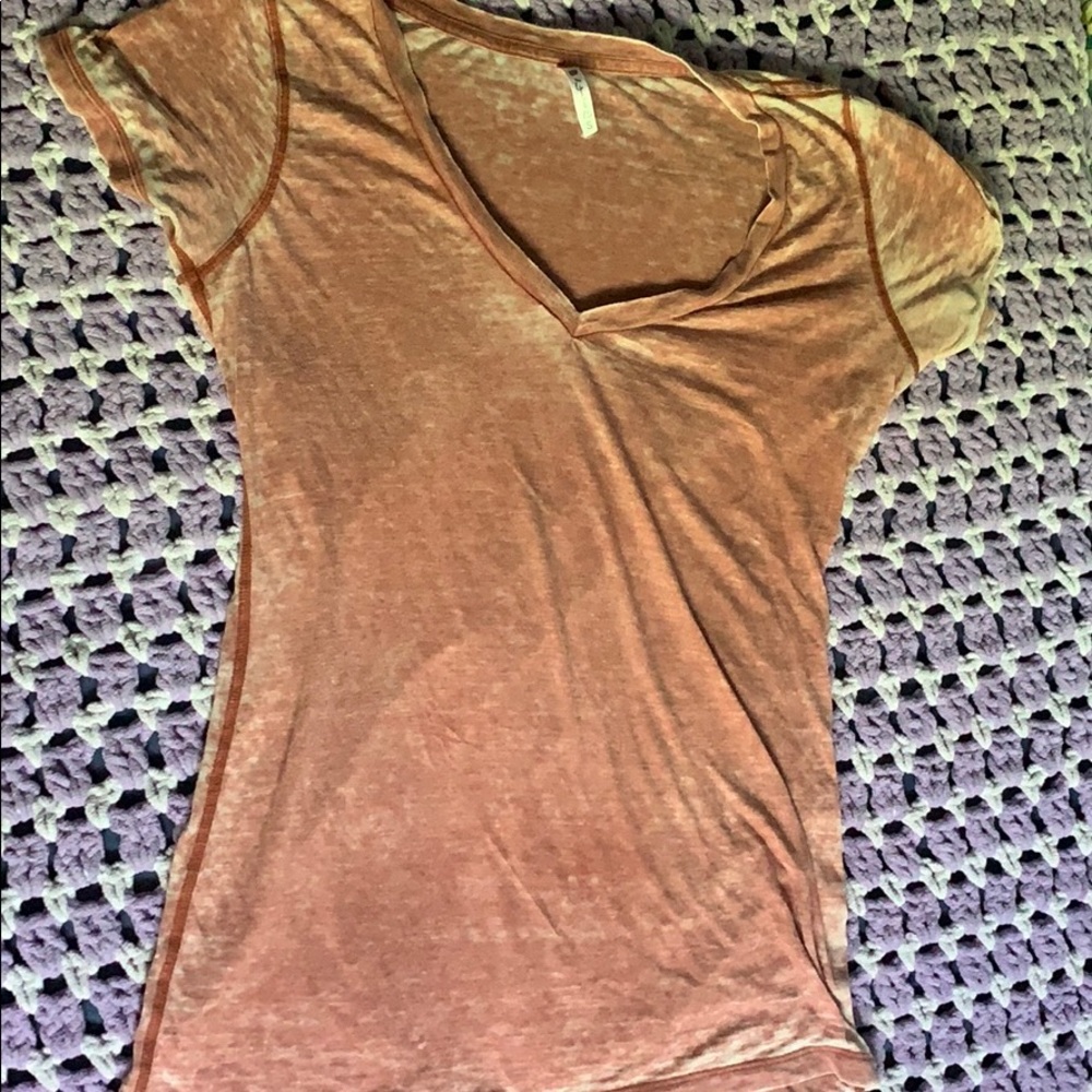 Salmon v neck
